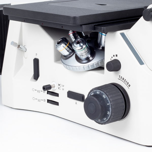 MICROSCOPIO METALÚRGICO MOTIC - AE2000MET TRINOCULAR