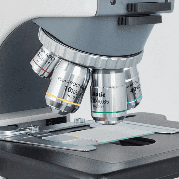TRINOCULAR MICROSCOPIO BIOLÓGICO MARCA MOTIC - BA410
